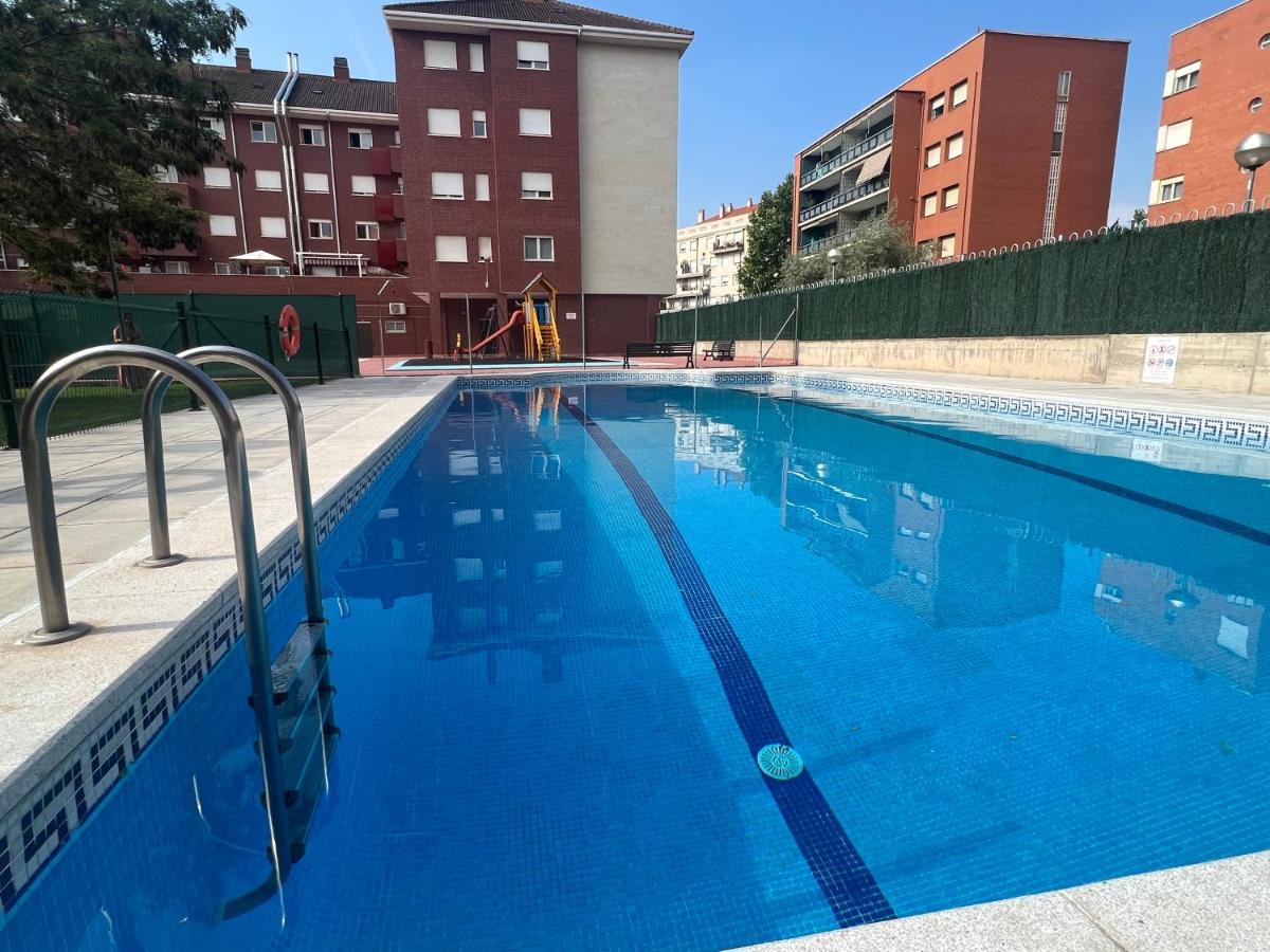 Pool And Confort 3 Habitaciones Y Garaje By Apartamentos Logroño Kültér fotó
